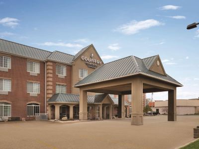 Country Inn & Suites by Radisson, Valparaiso, IN