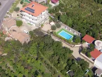 Apt Villa for families