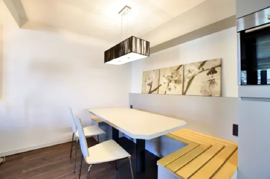 Apartment in Former Coach House