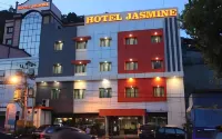 Hotel Jasmine Jayapura - Bintang 3