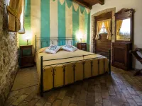 "Artuico" with garden in the castle Hotels in Strassoldo