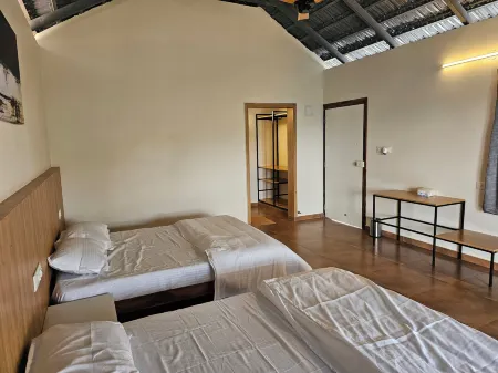 Hillock Vista by Triptastic Holidaze