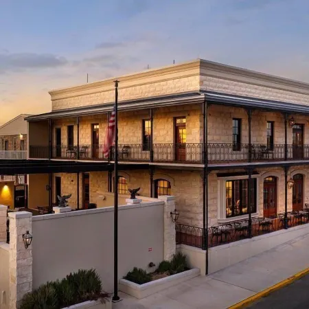 Emigrant Boutique Hotel