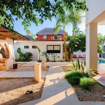 Aalada Playa del Carmen