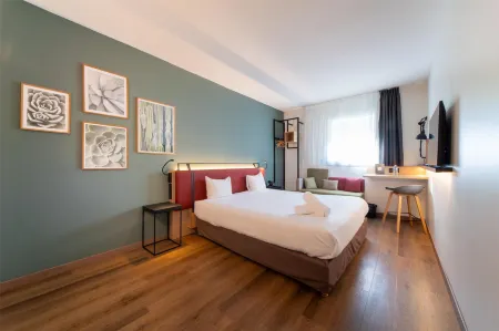 Kyriad Prestige Montpellier Ouest - Croix d'Argent