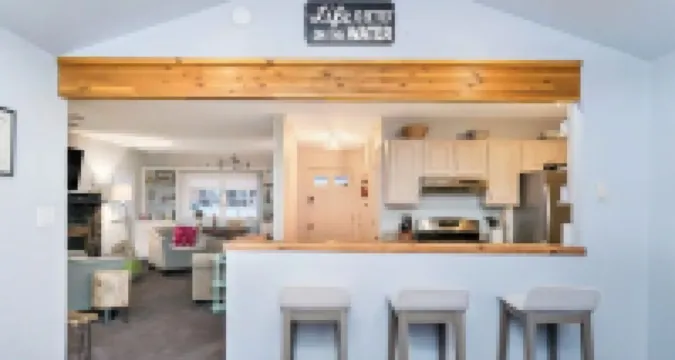 LAKEFRONT - Lake Escape - Arrowhead Lake Community