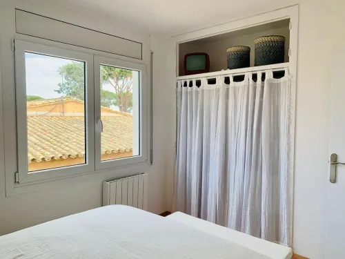 Apartment 10mins from the beach in prestigious Owner's Community