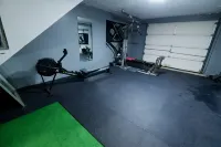 Welcome to “Persimmon Grove” the Cozy Farmhouse with Modern Amenities Hotels in Cumberland County