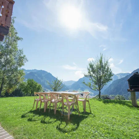 Chalet in Chatel near Les Portes du Soleil Отели в г. Шатель