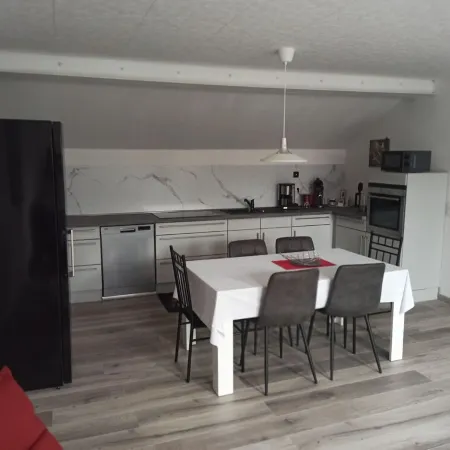 Newly renovated apartment directly at the S-Bahn Hoffenheim 90 sqm
