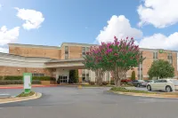 Holiday Inn HUNTSVILLE-RESEARCH PARK by IHG - parking