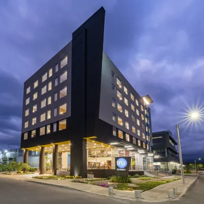 Tru by Hilton Cali Sur Hotels near University of Valle