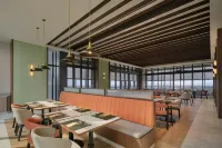 Four Points by Sheraton Bekasi - 朝食