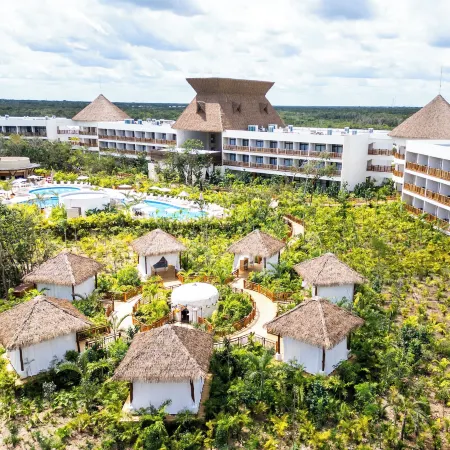 Hotel Mundo Maya Chichén Itzá Hotels in Tinum