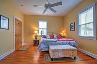 Charming Berger Apt on 42-Acre Farm w/ Pool Access - balcony