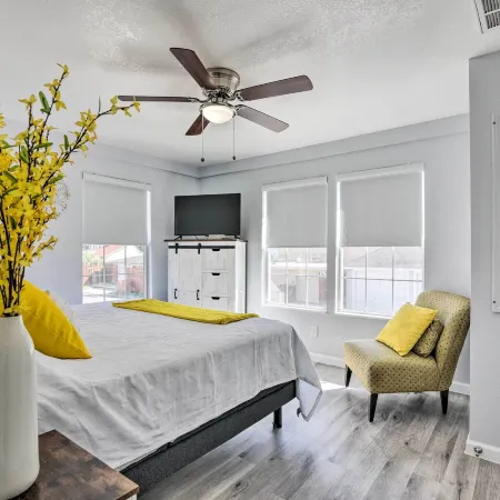 Galveston Retreat w/ Backyard & Patio!