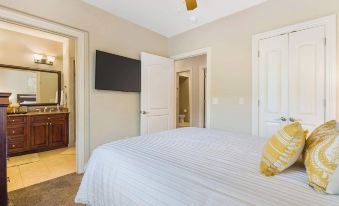 Villa at the Hills - A Grand Branson Vacation! 4 Bdr Golf Resort Villa