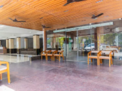 GURU CHITRA Hotels in Tiruchendur