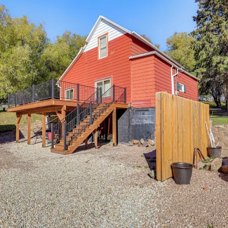 Lead Hideaway w/ Fireplace, Grill & New Deck! Hoteles en Lead