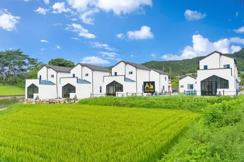 Gyeongju Bulguksa Pool Villa