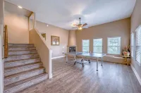 Family Friendly House!  Great Mountain Views!   Sleeps 14 루이도소 호텔