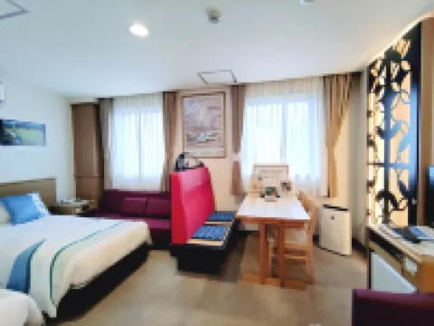 Hotel Folkloro Takahata Hotels in Takahata