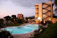 Johanna Park Hotel - Infinity Pools