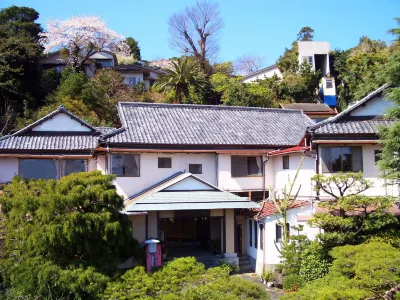 Yokikan Hotel dekat JR Usami Station