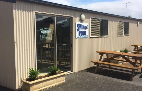 季節性南部汽車旅館和功能中心