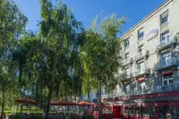 베스트 웨스턴 르 뒤게클랭