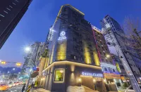 Hotel Classy Hotels near Dobong Public Library