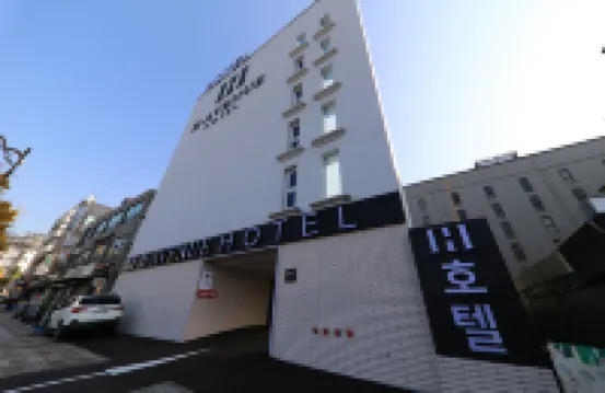 Incheon (Songdo) H Avenue Incheon Songdo Branch โรงแรมใกล้The Memorial Hall for Incheon Landing Operation