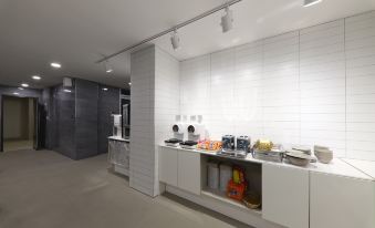 Gwangju Yongbong-Dong Yaja Gwangju Yongbong Branch