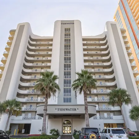 Stunning Oceanfront Condo with Resort Amenities 3 Bedroom Condo by RedAwning