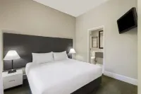 Adina Apartment Hotel Adelaide Treasury - سبا