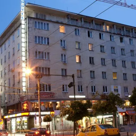 Slavyanska Beseda Hotel Отели рядом с достопримечательностью «Президентство»