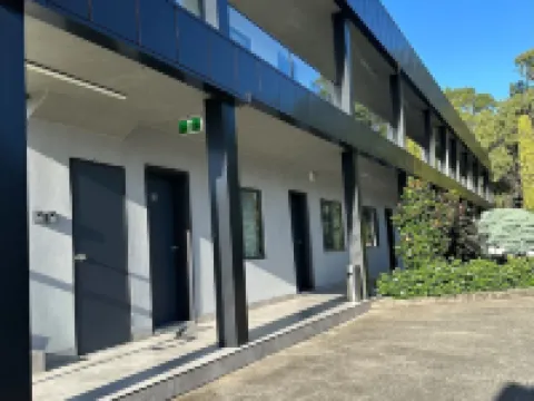 Jolly Knight Motel Hoteles en Casula