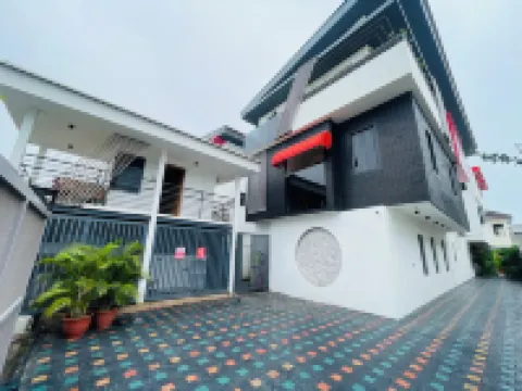 The GlobalNomad Enterprise