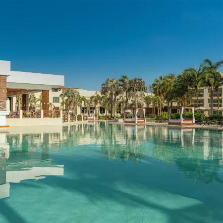 Dreams Puerto Morelos Resort & Spa