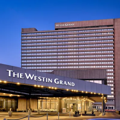 The Westin Grand Munich Hoteles cerca de Parque Jardín Inglés