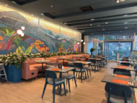 宜必思麥德林酒店