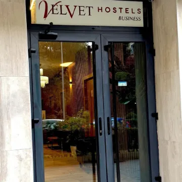 Velvet Hostel Business Отели рядом с достопримечательностью «Линейный город»