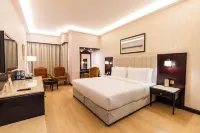 ลักซ์ อเวนิว โรงแรม - สระว่ายน้ำแบบอินฟินิตี้