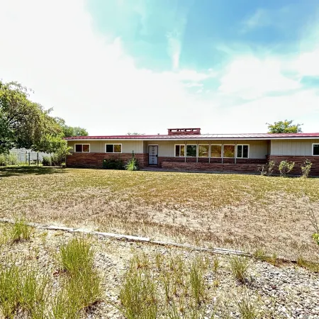 Retro Retreat A 60's Time Capsule 3 Bedroom Home