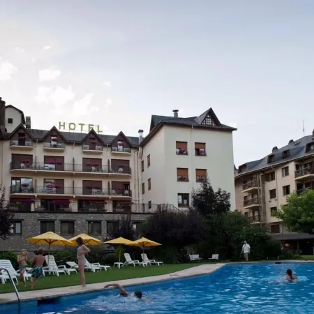Hotel Restaurant Pessets & Spa