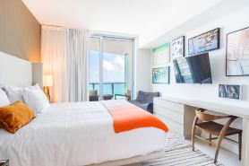 Lyfe Beach Resort 3804
