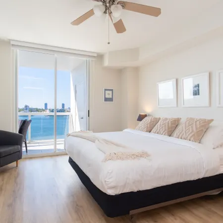 Golden Bay 602
