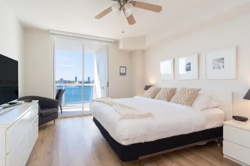 Golden Bay 602