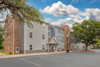 MainStay Suites - 3-Star