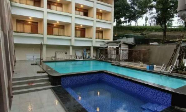 Rosalia Hotel Baturaden - Housity